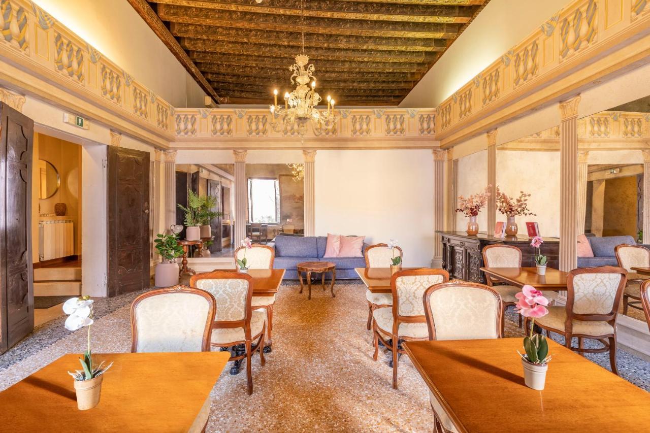 Residenza Centopietre - Dorsoduro By Wonderful Italy Venedig Eksteriør billede
