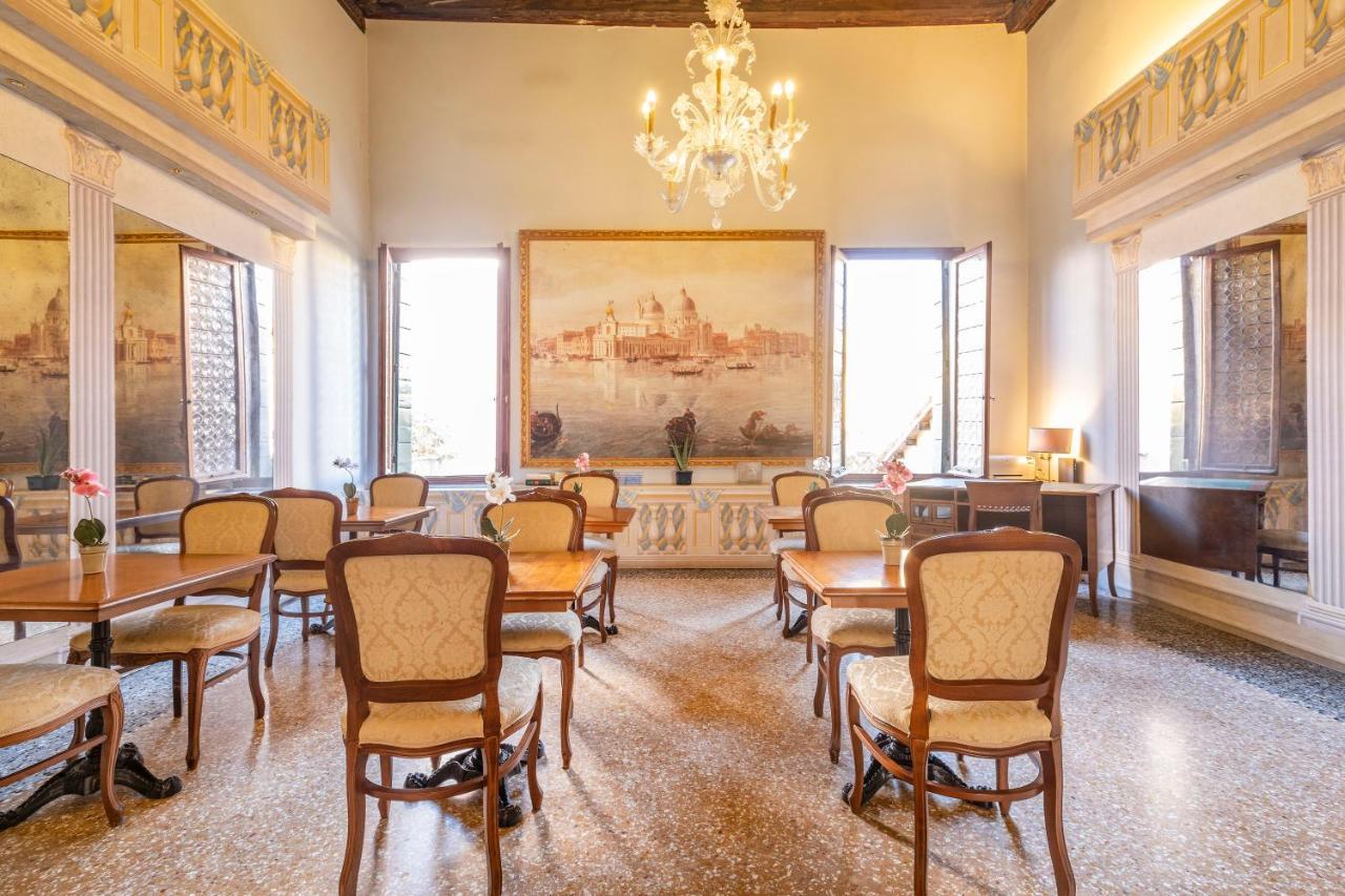 Residenza Centopietre - Dorsoduro By Wonderful Italy Venedig Eksteriør billede